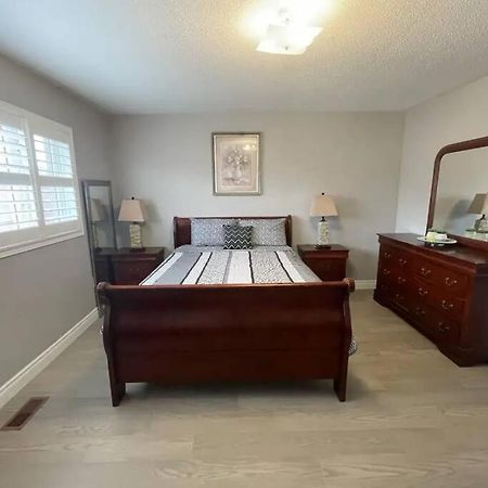 Elegant & Luxurious 3 Bedroom Home Mississauga Esterno foto
