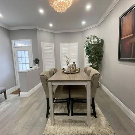 Elegant & Luxurious 3 Bedroom Home Mississauga Esterno foto