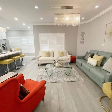 Elegant & Luxurious 3 Bedroom Home Mississauga Esterno foto