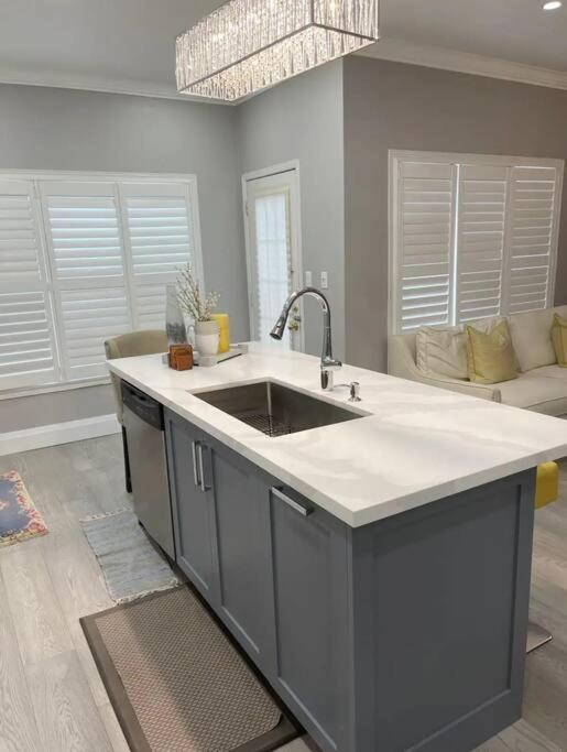 Elegant & Luxurious 3 Bedroom Home Mississauga Esterno foto